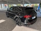 Volkswagen Tiguan Allspace 2.0 TSI DSG R-Line 4Motion - Volkswagen Tiguan Allspace mit Benzin-Antrieb: Vollleder