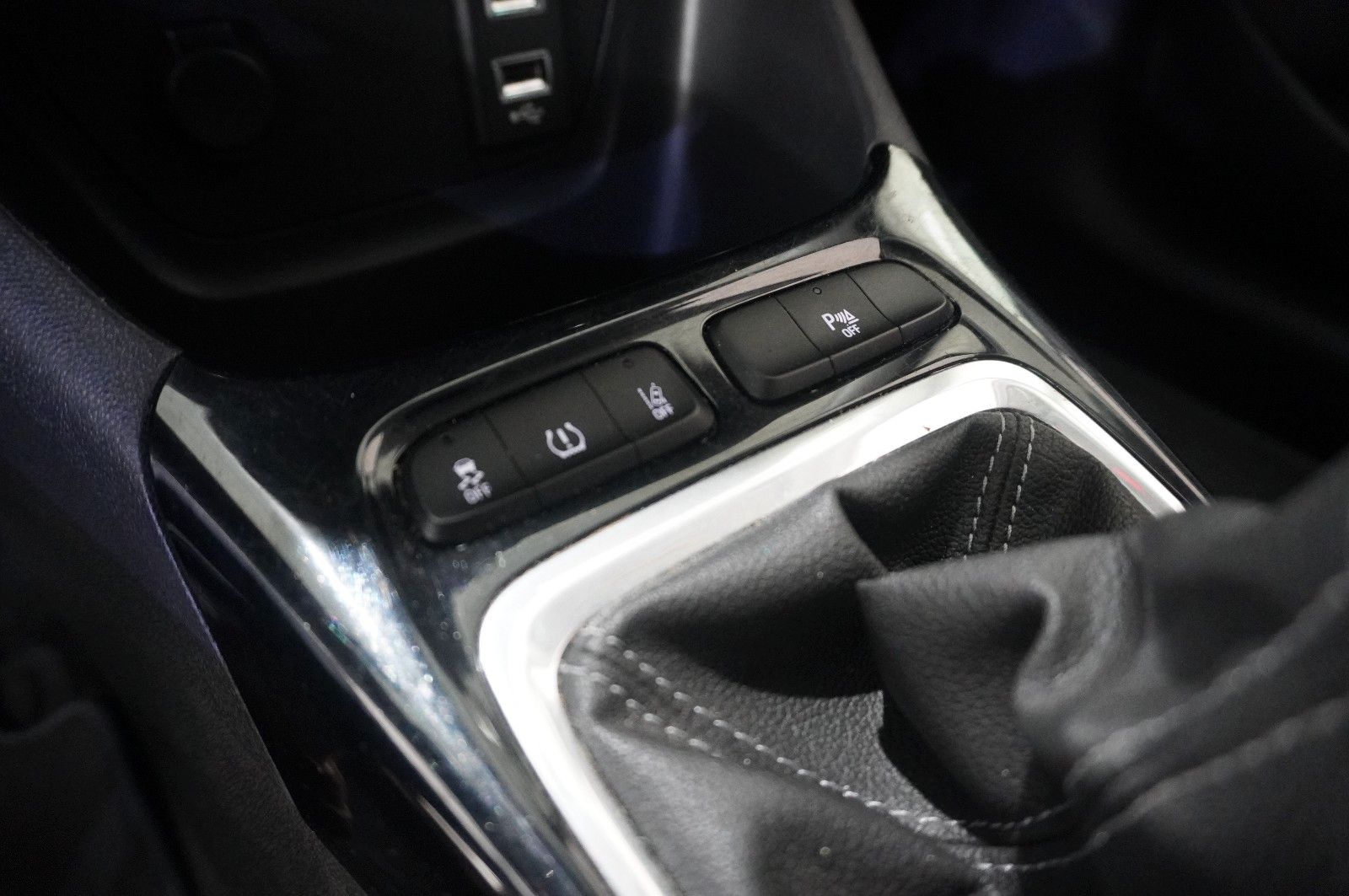 Fahrzeugabbildung Opel Crossland X 1.2 NAVI/LED/SHZ/LHZ/ALU/TEMPOMAT