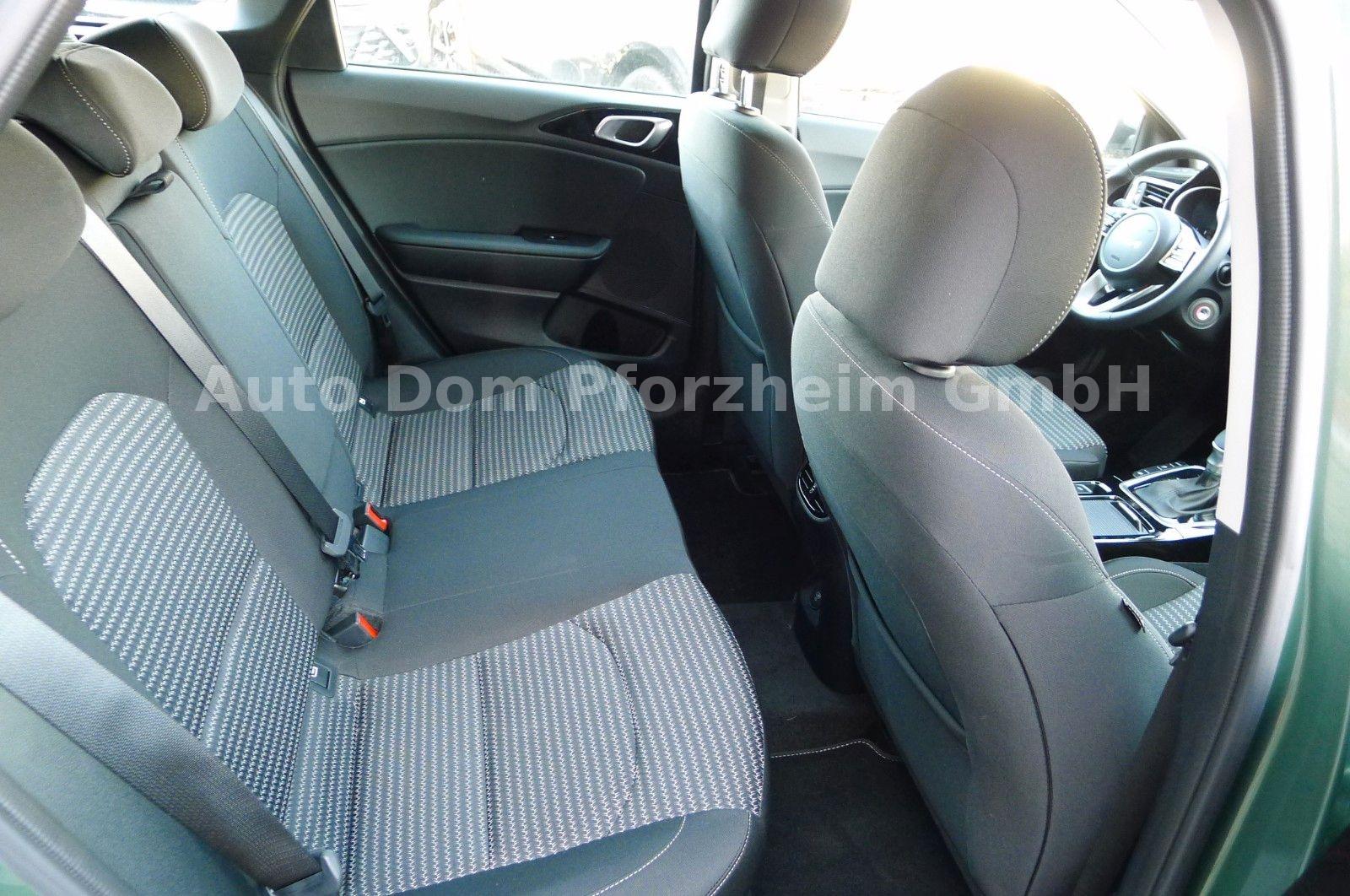 Kia Ceed SW 1.5T DCT Vision / Komfort+/NAVI