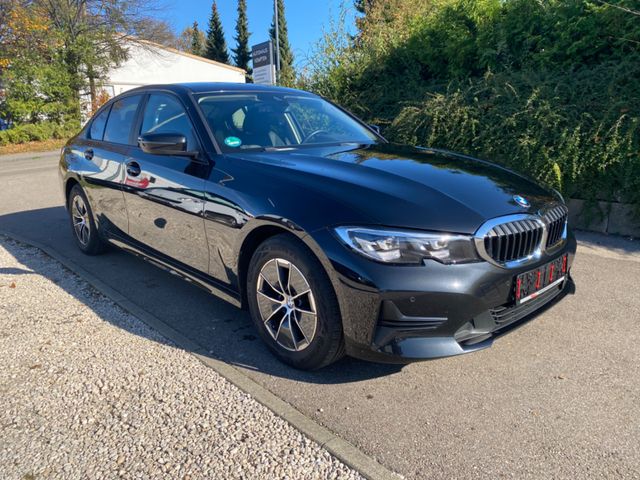 BMW 318 d Advantage Leder Navi LED 1Hd.