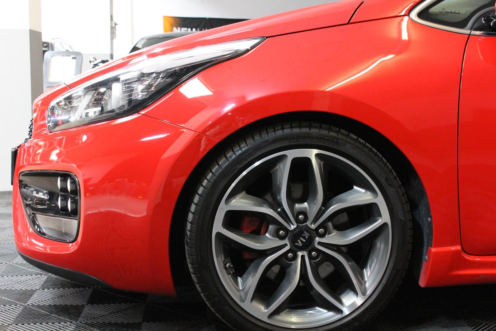 Kia pro cee'd cee'd / GT*204 PS*LED*Scheckheft*