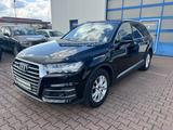 Audi Q7 3.0 TDI quattro - Audi Q7: TDI