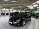 Opel Astra J GTC AUT./NAVI/PDC/LENKRADHE./PANO. - Opel Astra mit Diesel-Antrieb: Kleinwagen