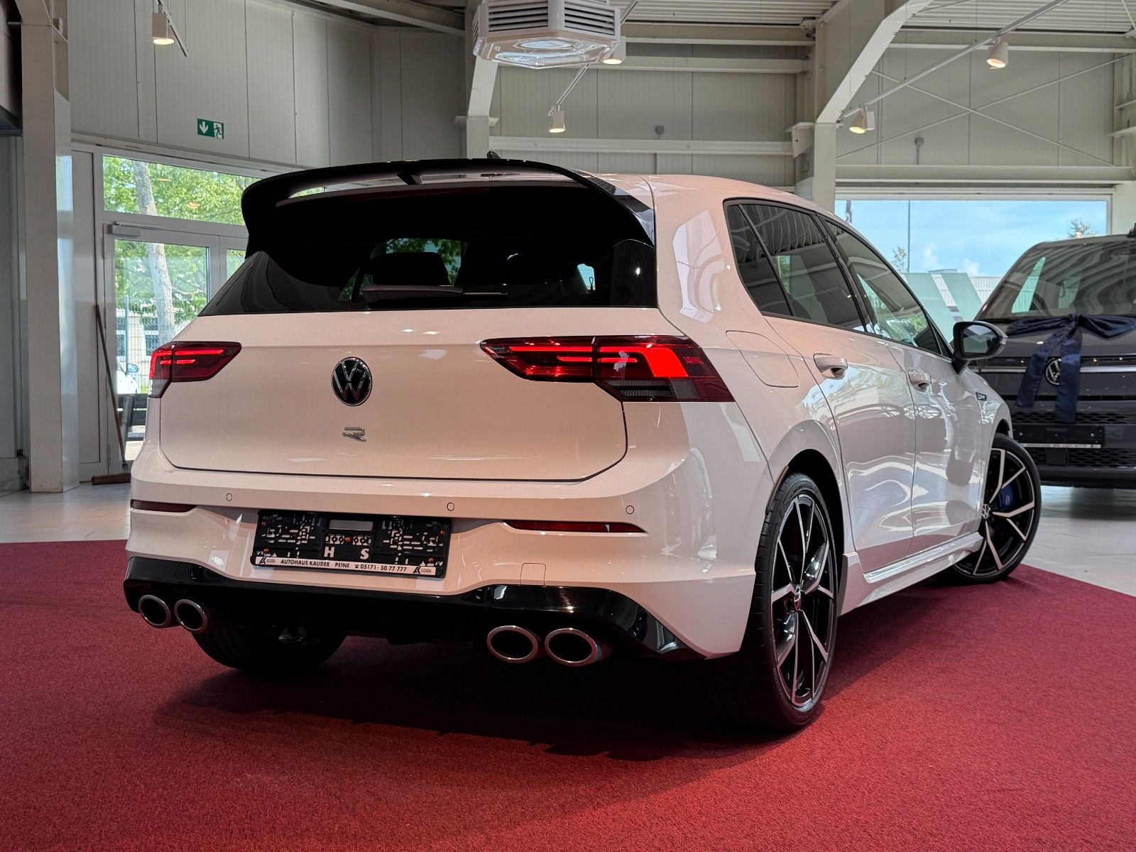 Volkswagen Golf 2.0 TSI 4Motion DSG R Performance LED foto 4