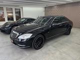 Mercedes-Benz S 400 Hybrid*Distronic*Memory*Softclose*4xSitzHz - Mercedes-Benz S 400 mit Benzin-Antrieb: Navigationssystem