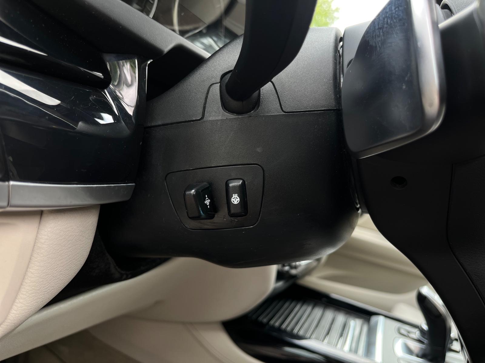 BMW X5 xDrive50i V8 449 ch • BVA • Keyless go • Harman Kardon • HUD • Surround View