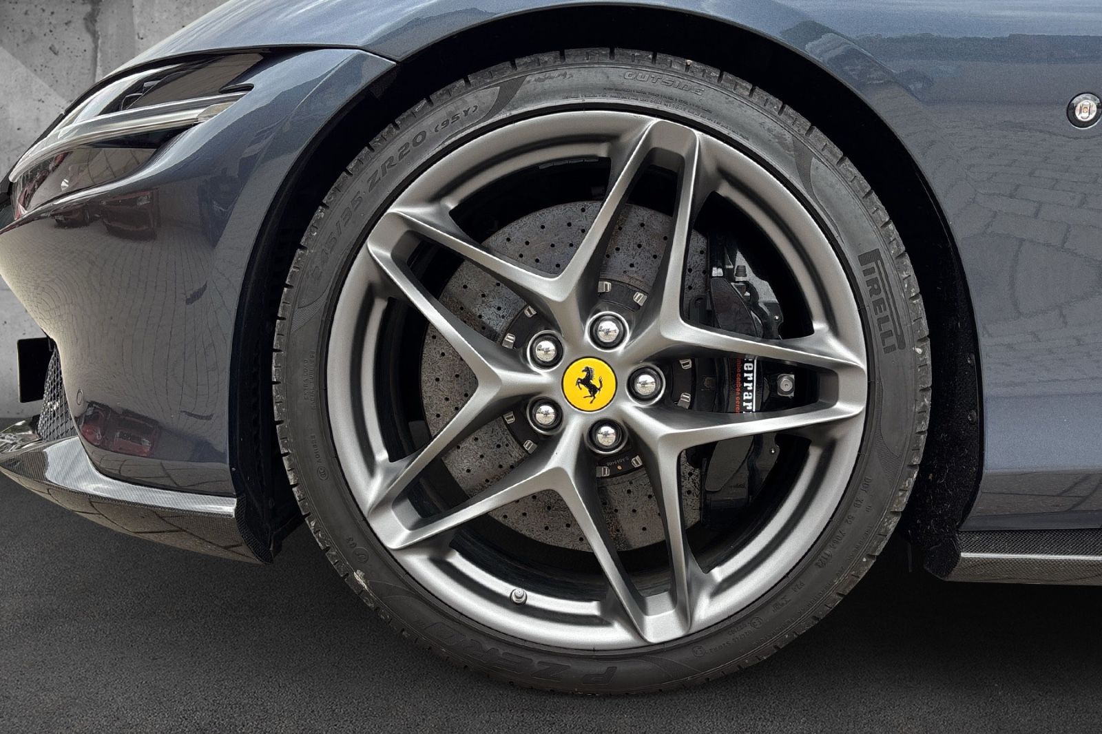 Fahrzeugabbildung Ferrari Roma*Full Carbon*Belüftete Si.*ADAS*360° Kamera*