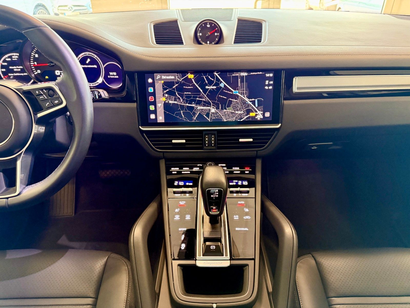 Fahrzeugabbildung Porsche Cayenne V6 Platinum Edition Luftfederung/AHK/21"
