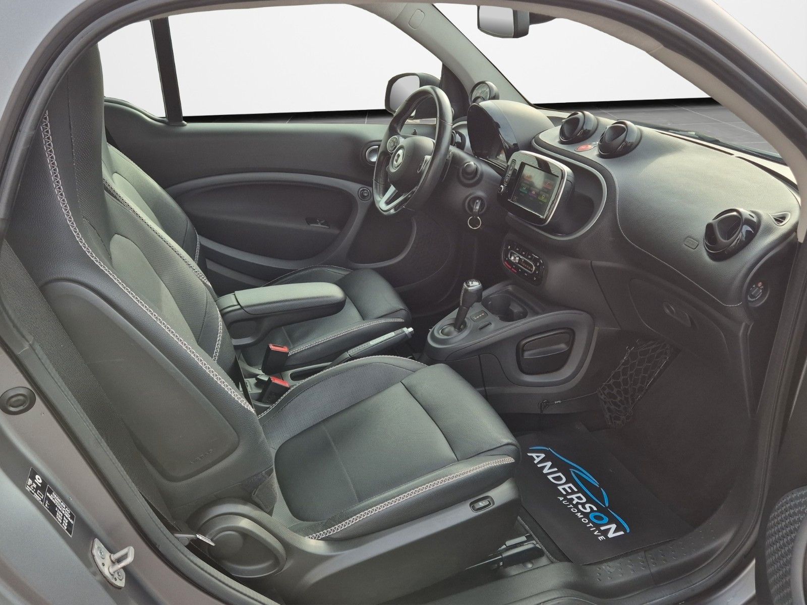 Fahrzeugabbildung Smart FORTWO COUPE BRABUS EDITION KAM LEDER BEATS