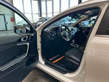 MYAUTOCENTER – Gebraucht- und Jahreswagen mit Werkstattservice in Pfaffenhofen Kia cee'd Sportswagon *Kamera*LED*PDC*