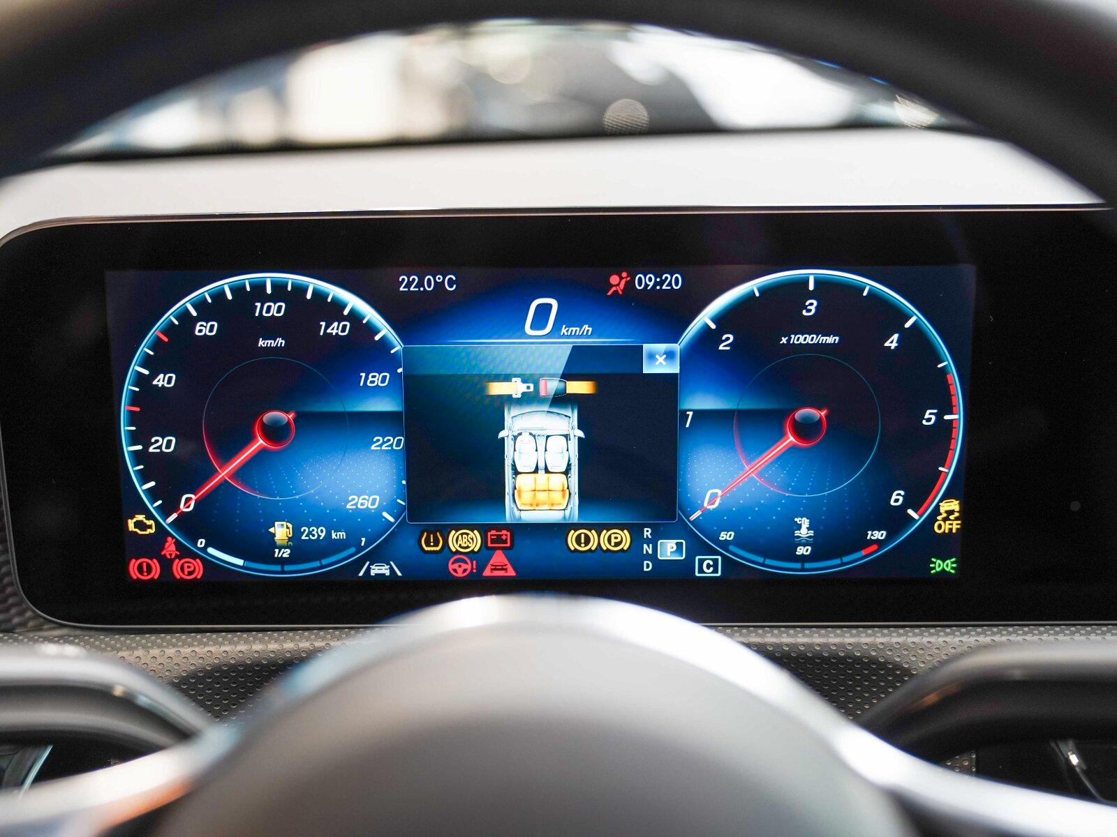 Mercedes-Benz A-Class d Progressive Standheizung DISTRONIC Pano, миниатюра 18
