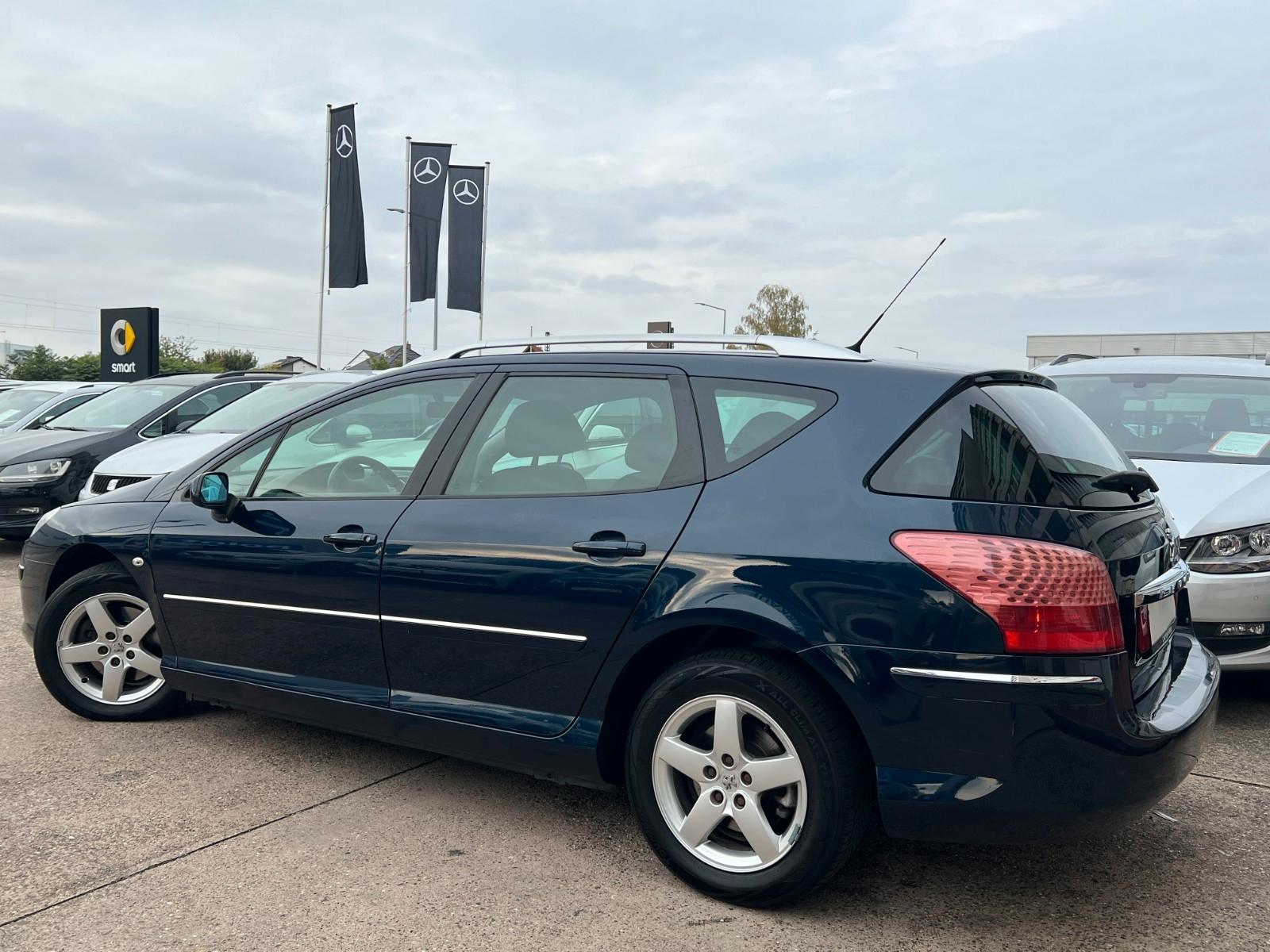 Peugeot 407 2009 — photo 16