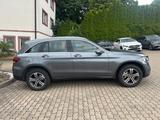 Mercedes-Benz GLC 300 e 4M*AHK*KAMERA*LED*NAVI*EasyPack - mit Hybrid-Antrieb: Geländewagen