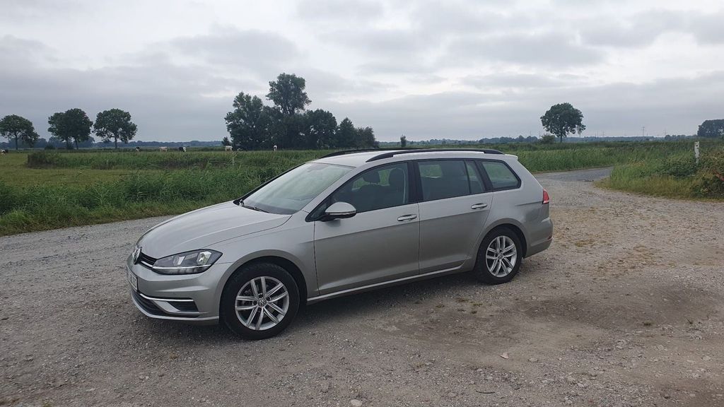 Image of Volkswagen Golf