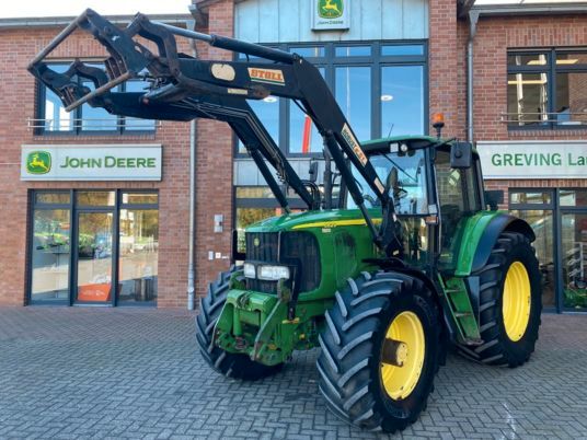 John Deere 6820