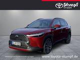 Toyota Corolla Cross 1.8 Hybrid Team Deutschland - rote Toyota Corolla Cross