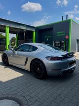 Porsche CaymanS Porsche Garantie  - silberne Porsche Cayman
