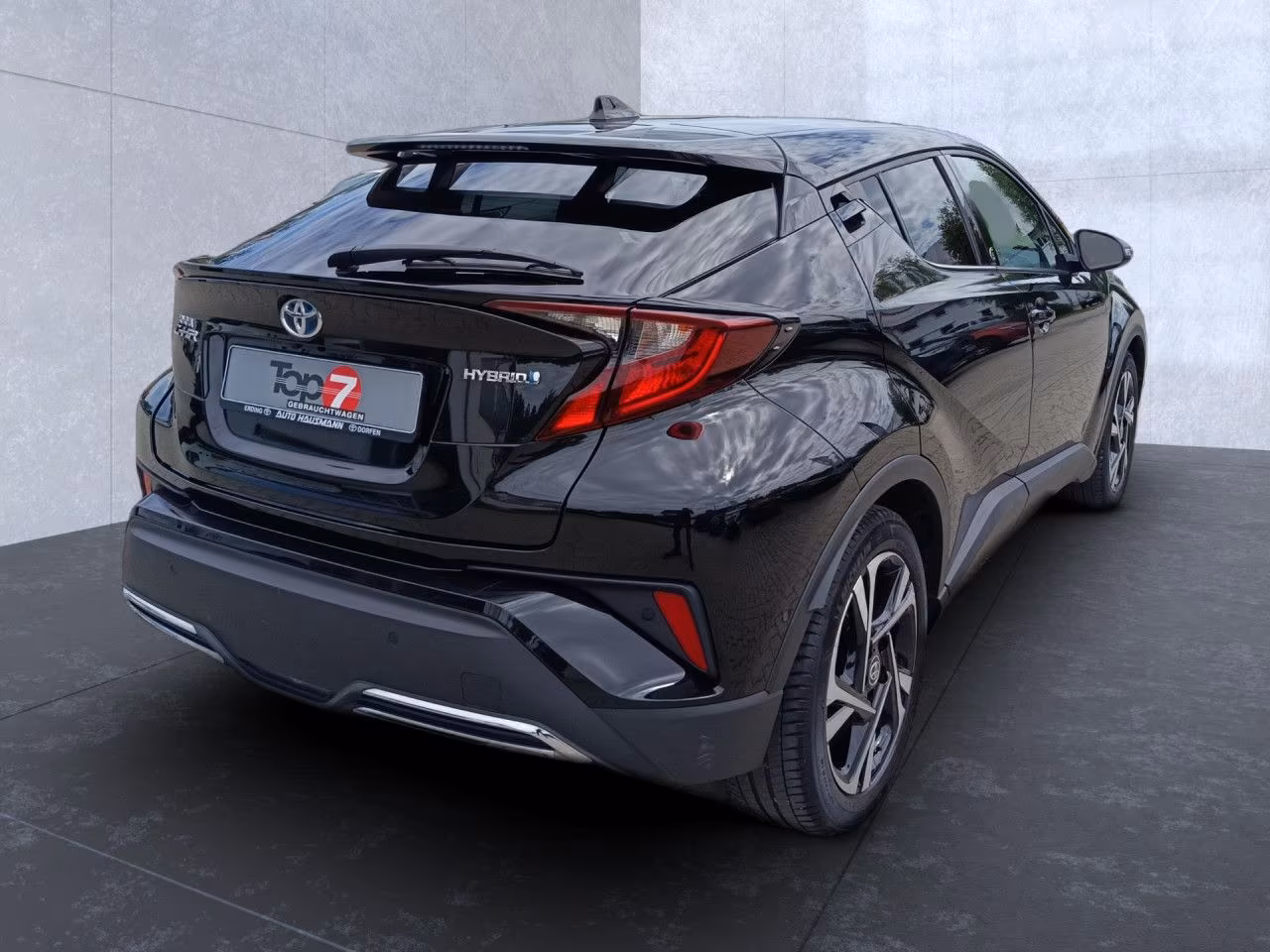 Toyota C-HR 2.0 Hybrid Team D "AHK" Bluetooth Navi LED