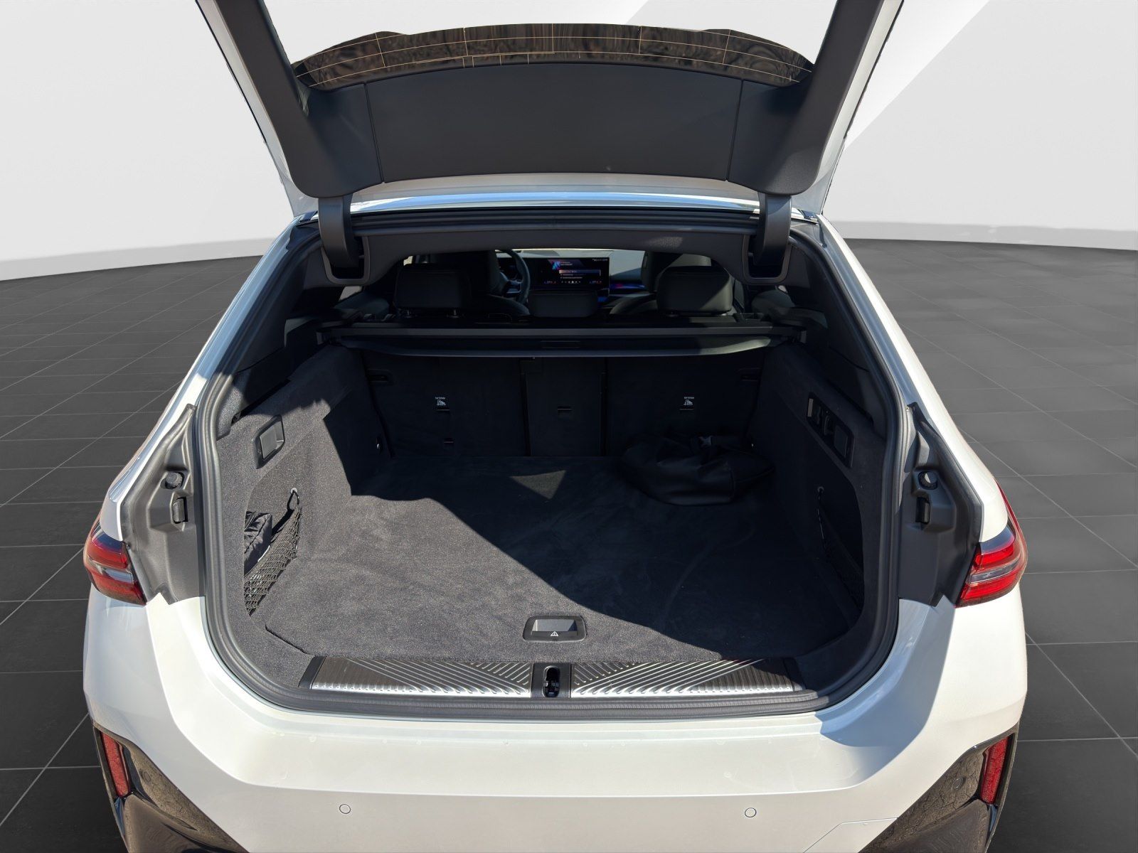 BMW i5 eDrive40 UPE 91.105,- € #exclusive foto 14