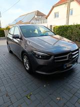 Mercedes-Benz B 180 DCT - - Mercedes-Benz B-Class: Von Privat
