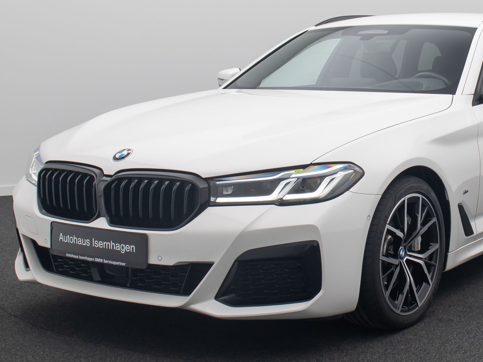 Fahrzeugabbildung BMW 530d xD M Sport DAB Laser 360&deg;HUD 4xKlima 19Zoll