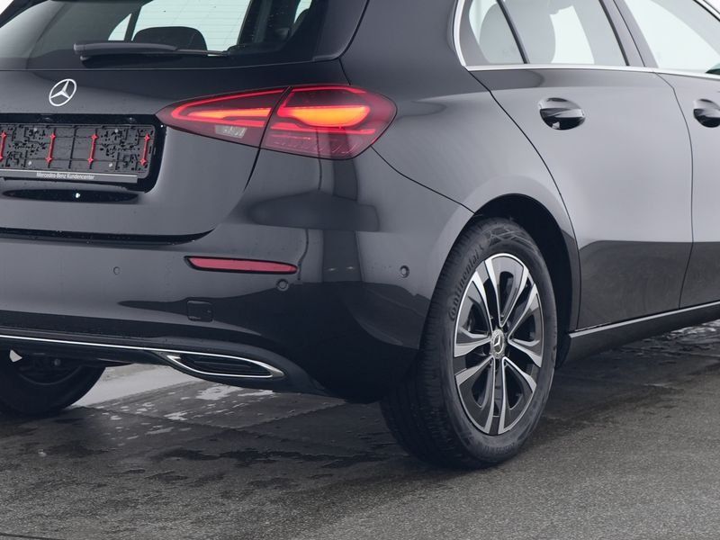 Fahrzeugabbildung Mercedes-Benz A 180 Progressive Adv.*LED*Kamera*CarPlay*MBUX*