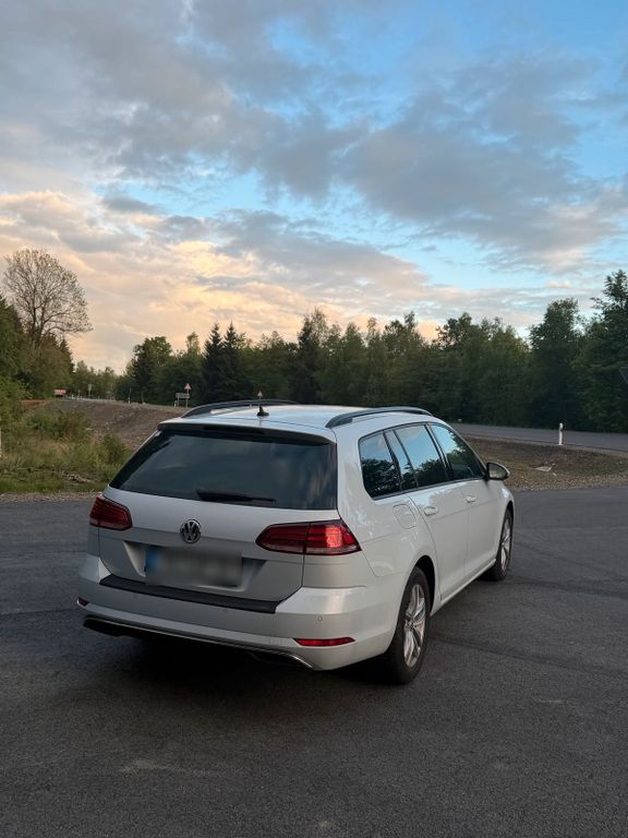 Image of Volkswagen Golf Sportsvan
