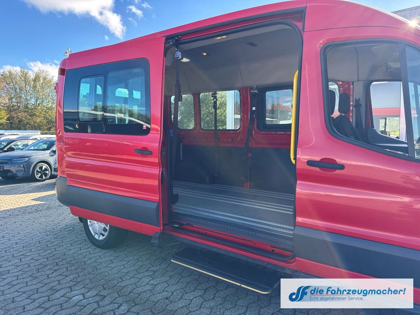 Fahrzeugabbildung Ford Transit Kombi 350 L3 Trend Temp Klima *7160