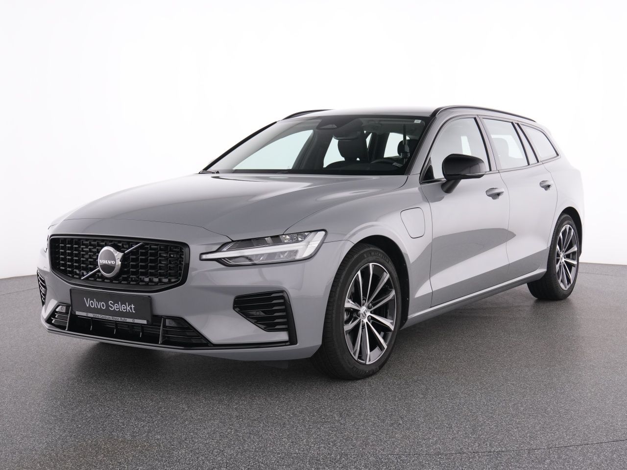 Volvo V60 T8 Recharge Plus Dark+LEDER+MEMORY+STANDHZ imagem 2