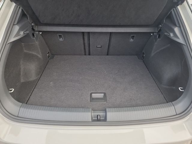 Fahrzeugabbildung Volkswagen T-Roc R-LINE 1,0 TSI LED-PLUS ACC PDC KLIMA ALU
