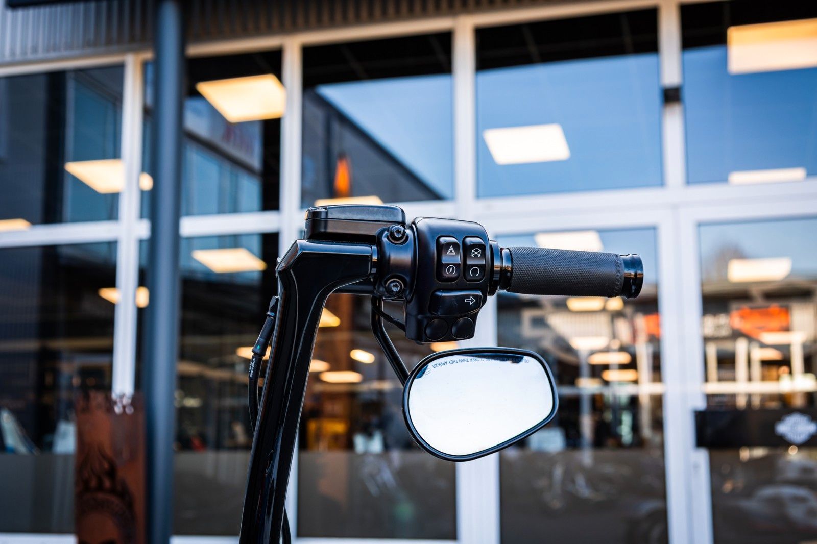 Fahrzeugabbildung Harley-Davidson ROAD KING SPECIAL 114 FLHRXS - MARTINI-RACING