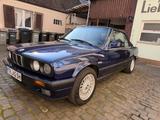 BMW 325i Cabrio E30 Facelift - Vollständige Historie - BMW 325 aus 1992