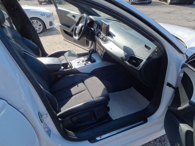 Fahrzeugabbildung Audi A6 Avant 2.0TDI quattro/2xSline/Pano/Leder/Matri