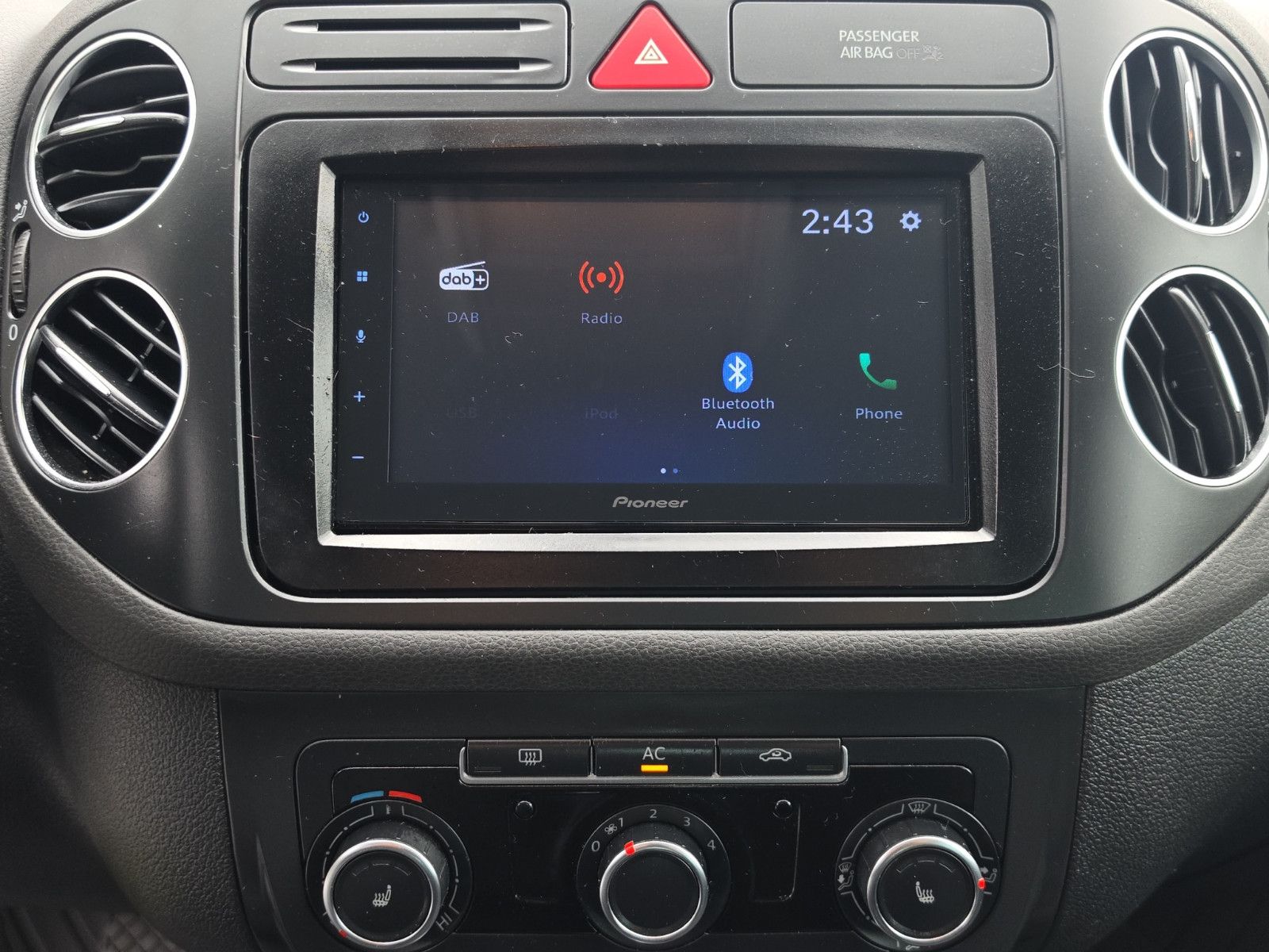 Fahrzeugabbildung Volkswagen Golf Plus VI Team AUTOMATIK STEUERKETT TÜV NEU