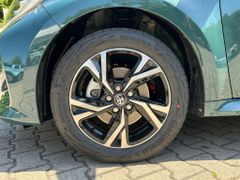 TOYOTA Yaris Hybrid 116 1.5 VVT-i Teamplayer (XPA1)