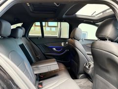 MERCEDES-BENZ C200 T 4Matic/AMG/WIDESCREEN/PANO/BURMESTER/RFK