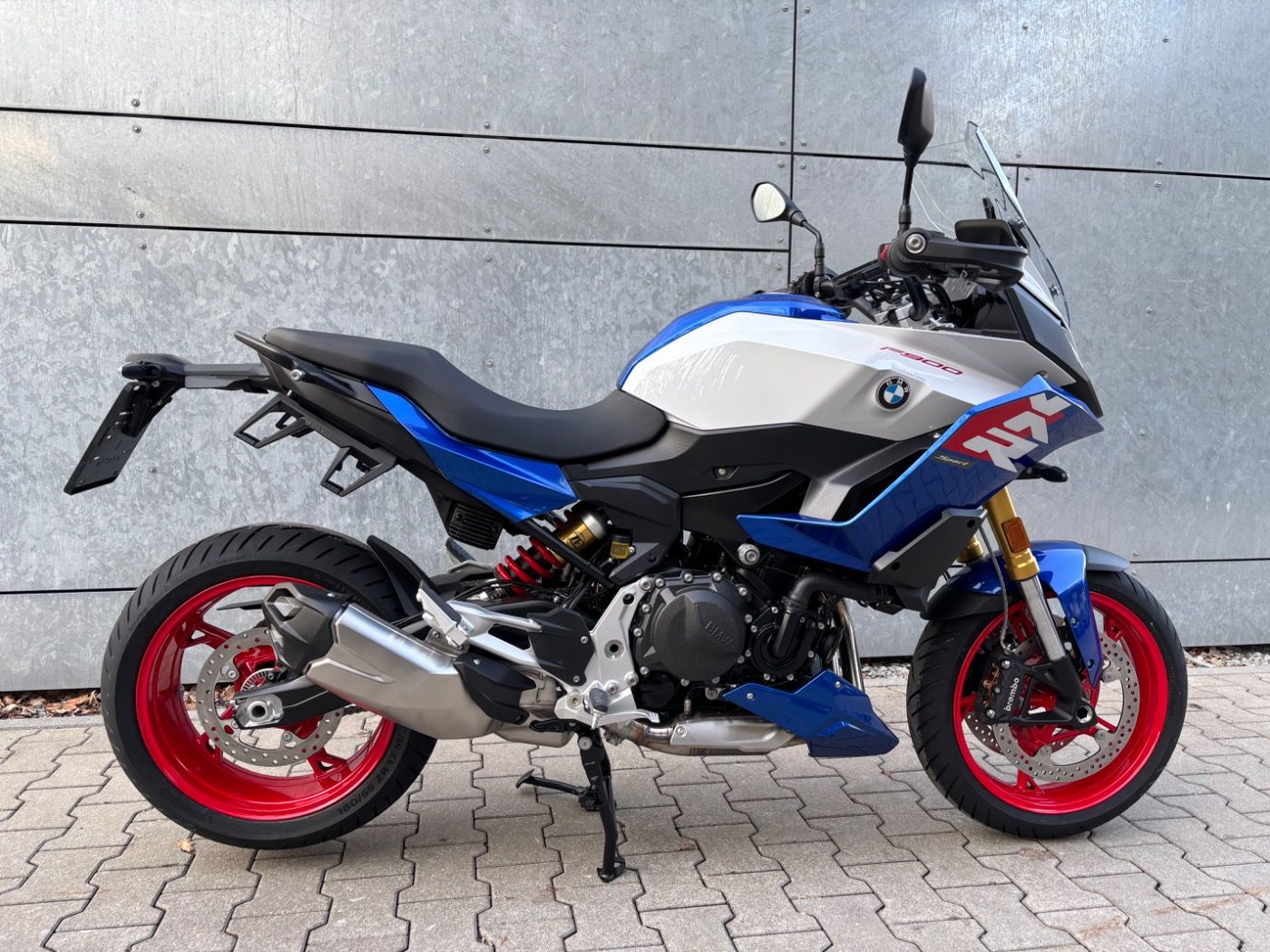 Fahrzeugabbildung BMW F 900 XR Style Sport