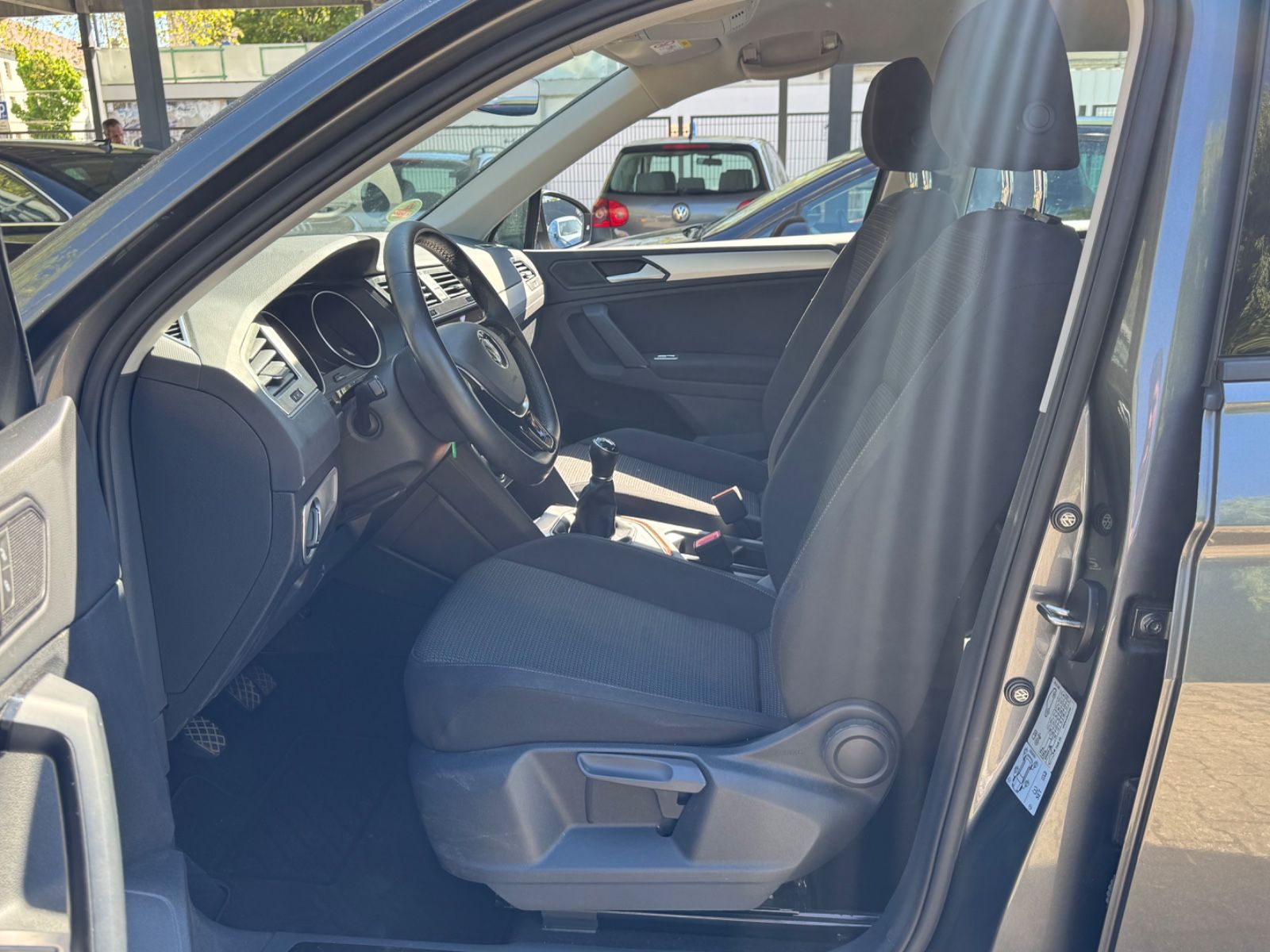 Volkswagen Tiguan Trendline BMT/ 18.827 KM/ SPURHALTE/ foto 10