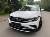 Volkswagen Tiguan Elegance 4Motion Facelift Pano - Volkswagen Tiguan Elegance mit Diesel-Antrieb