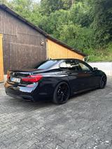 BMW 750i xDrive|M PAKET|MASSAGE|SPORT-AGA|*VOLL* - BMW 750: 750i Xdrive