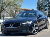 Volvo S60 R Design/Pano/Kamera/Memory - Volvo S60 mit Benzin-Antrieb: Limousine