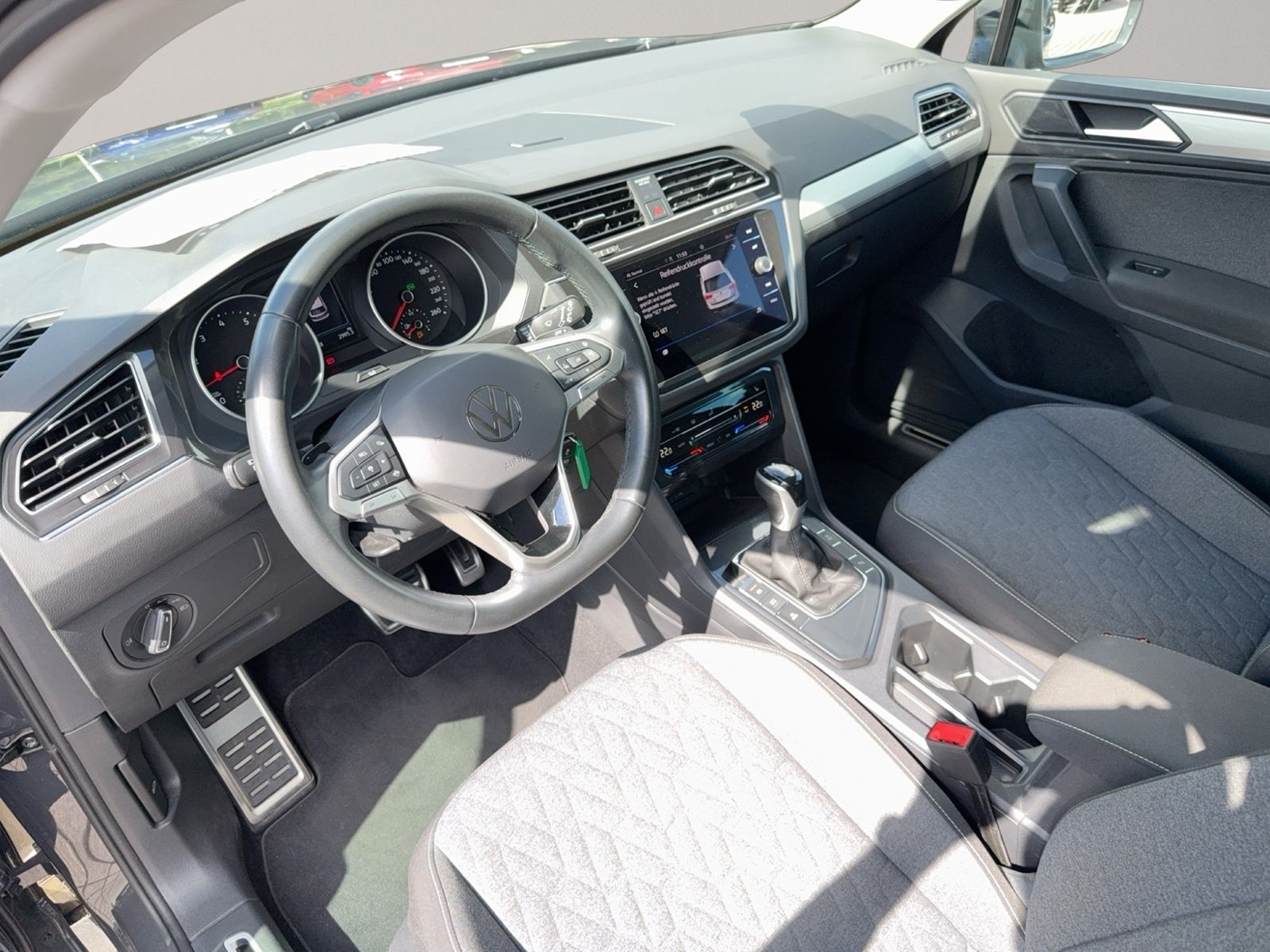 Tiguan 1.5 TSI Move, ACC, Sitzhzg, elektr. Koffe