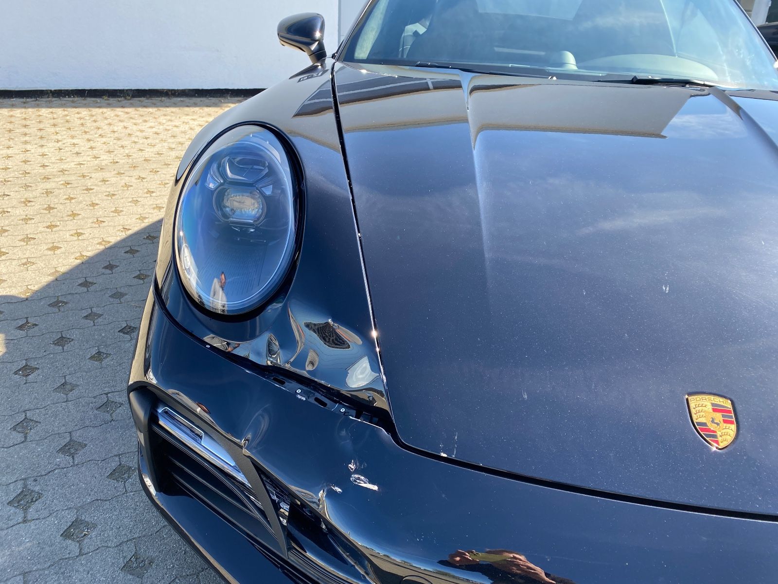 Fahrzeugabbildung Porsche 992 Turbo/Lift/Carbon Dach/Aero-Kit/360°Kamera