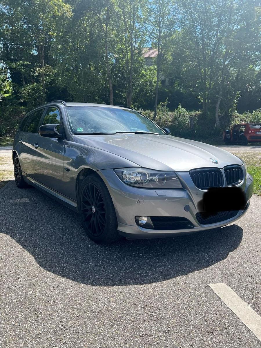 BMW 318, 2012
