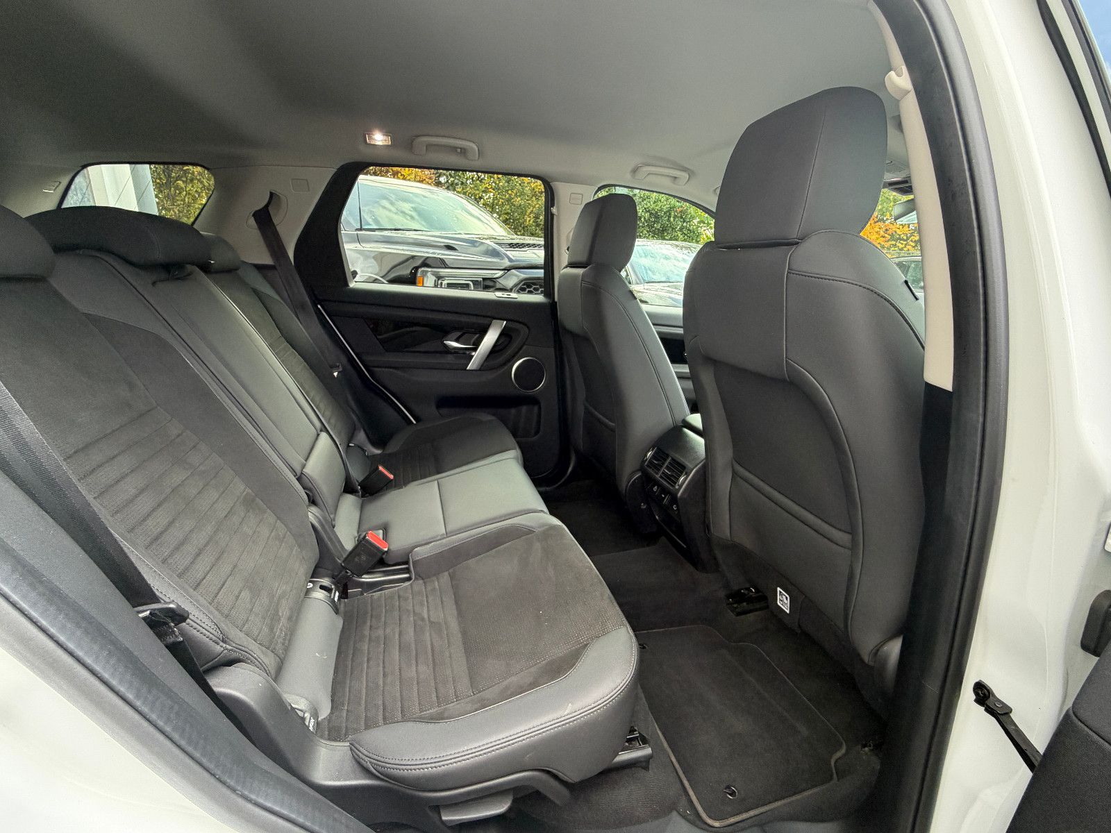 Fahrzeugabbildung Land Rover Sport S AWD/NEUES-MODELL/LEDER/360''KAMERA