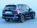 BMW X5 xDrive 30 d M Sport HUD AHK 360GRAD LUFT - BMW X5 mit Diesel-Antrieb