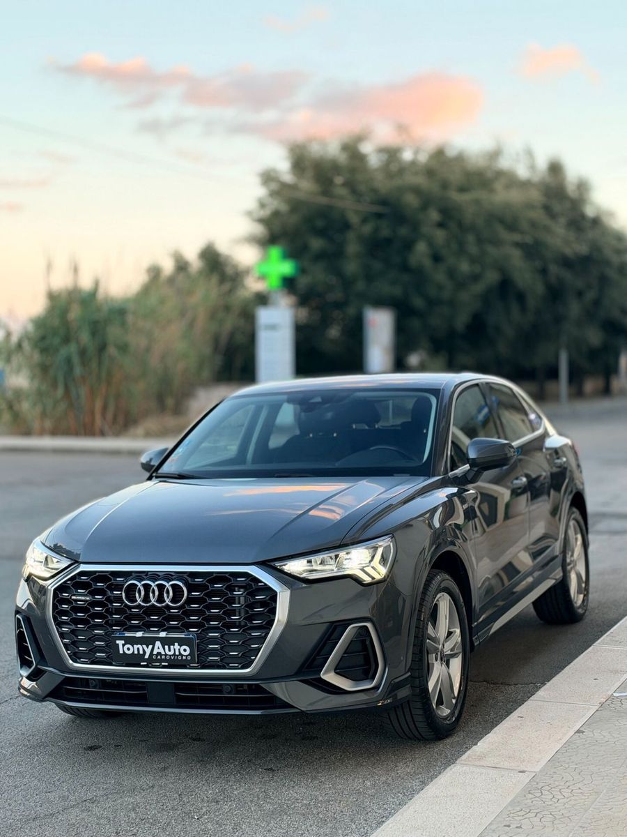Audi Q3 Sportback 40 2.0 tdi S line edition quat