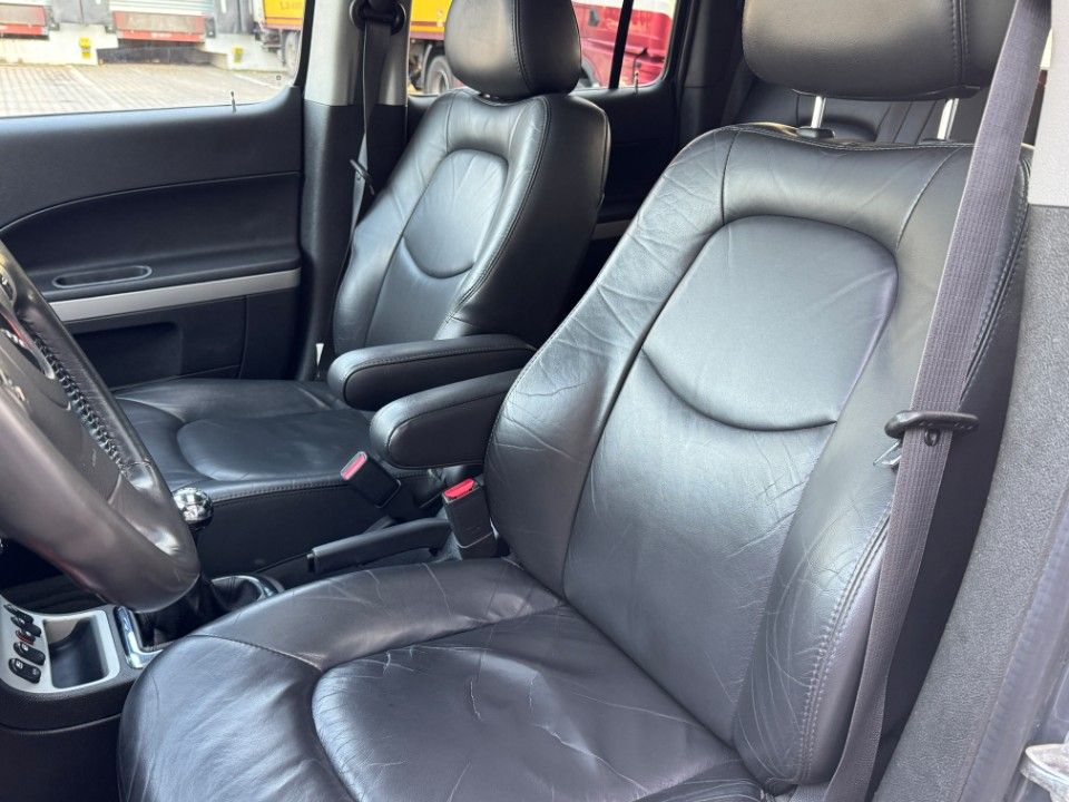 Fahrzeugabbildung Chevrolet HHR Leder geringe Laufleistung