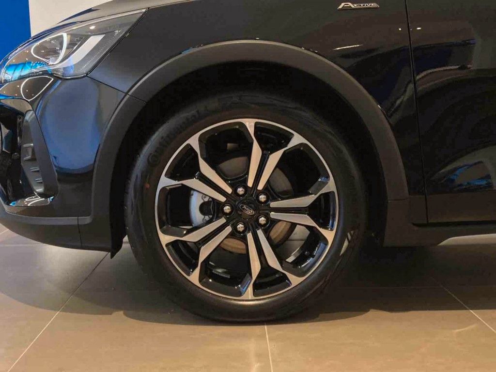 Fahrzeugabbildung Ford Focus 1.0EB 155PS mHEV Turnier Active Style