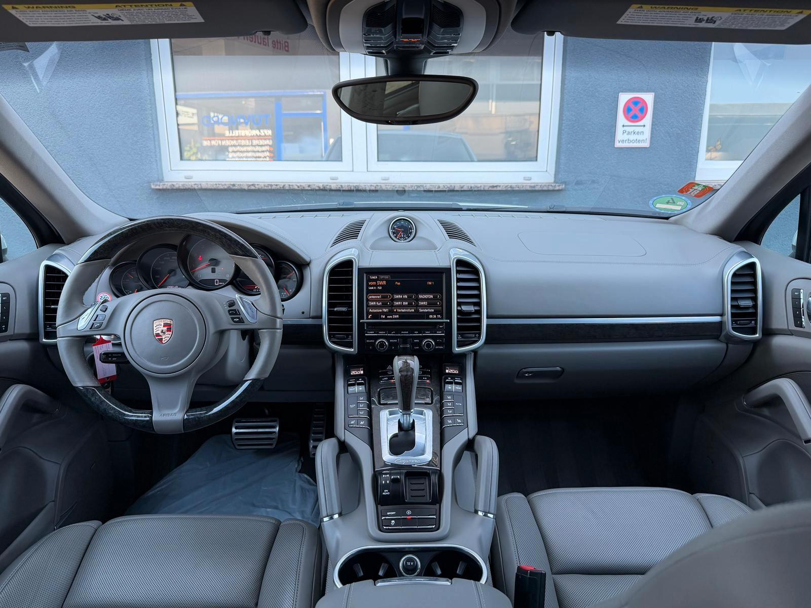 Porsche Cayenne S 4.8 V8 TÜV 09/27